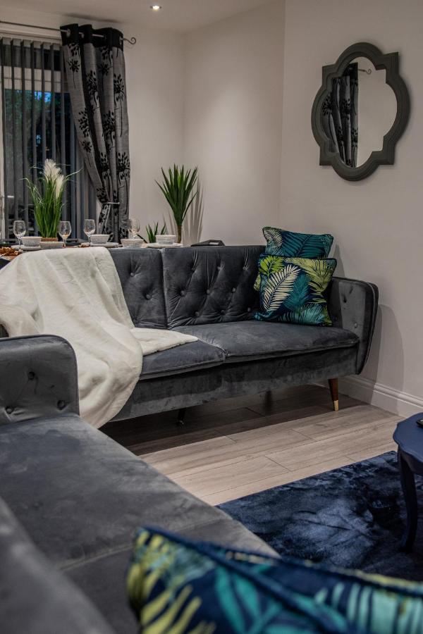 Bv Comfy Spacious 3 Bedroom House At Tatton Street Manchester Esterno foto